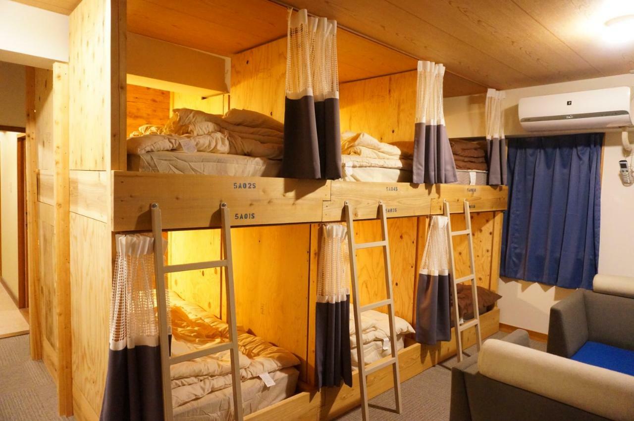 Guesthouse Arigato Хиросима Экстерьер фото
