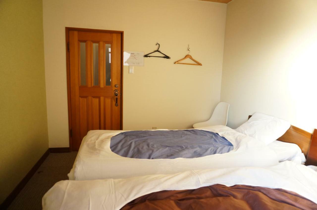 Guesthouse Arigato Хиросима Экстерьер фото
