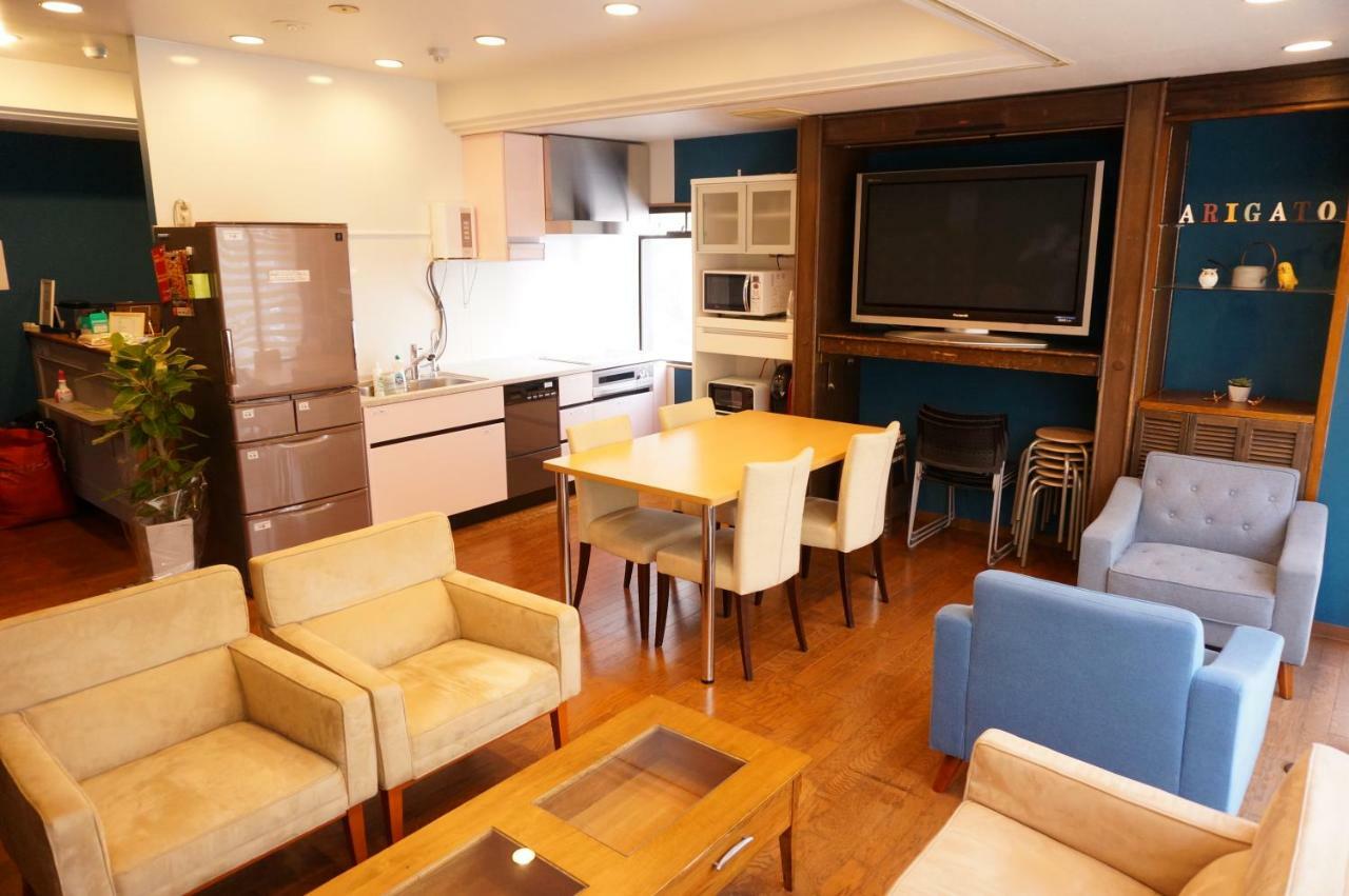 Guesthouse Arigato Хиросима Экстерьер фото